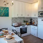 Gospodarstwo wiejskie Lorantina Luxury Sea View House With Starlink Wifi Near Barbati & Ipsos *