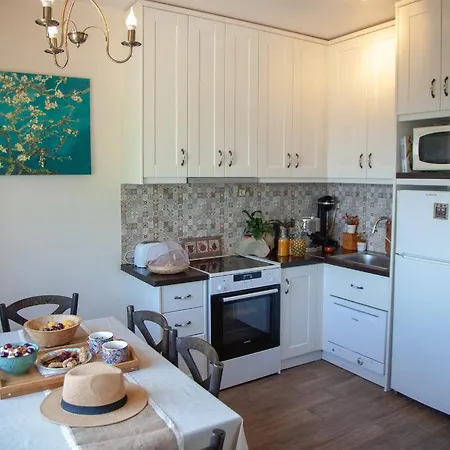 Casă la țară Lorantina Luxury Sea View House With Starlink Wifi Near Barbati & Ipsos *