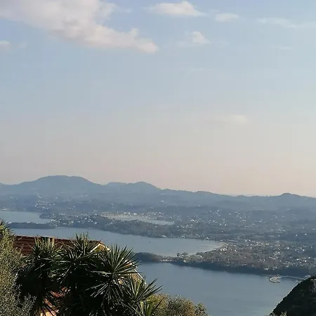 Gospodarstwo wiejskie Lorantina Luxury Sea View House Close To Barbati & Ipsos With Starlink Wifi