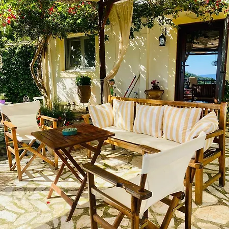 Lorantina Luxury Sea View House With Starlink Wifi Near Barbati & Ipsos Lantställe