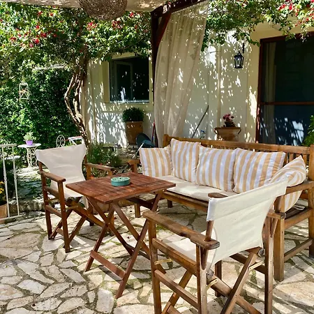 Country house Lorantina Sea View Holiday House In Corfu - Near Barbati Beach