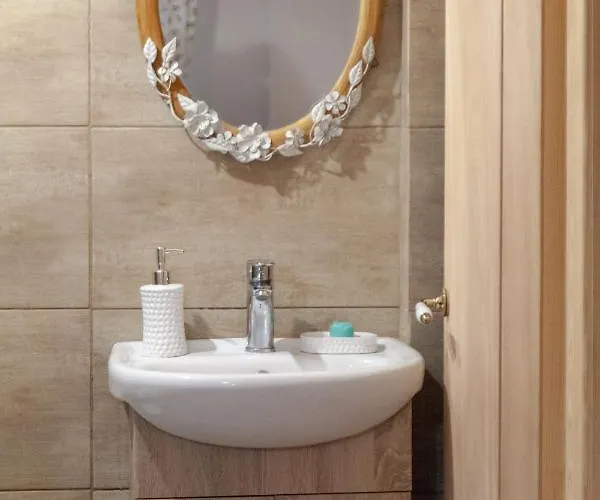 Lorantina Luxury Sea View House With Starlink Wifi Near Barbati & Ipsos *