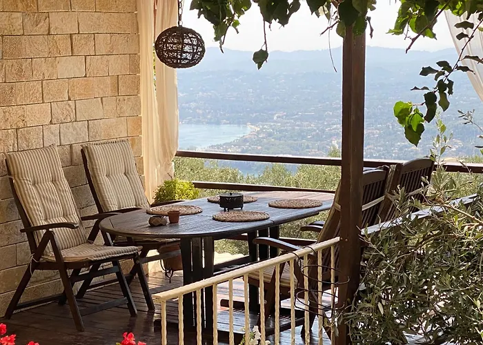 Lorantina Luxury Sea View House With Starlink Wifi Near Barbati & Ipsos Country house *
